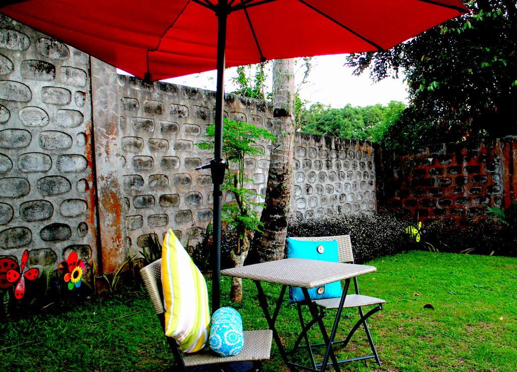 Tagaytay Garden Budgetel - City Center Tagaytay City Exterior foto